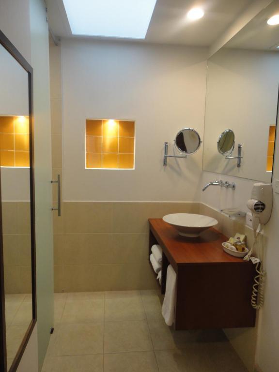 Hotel La Mansion Bogota Room photo